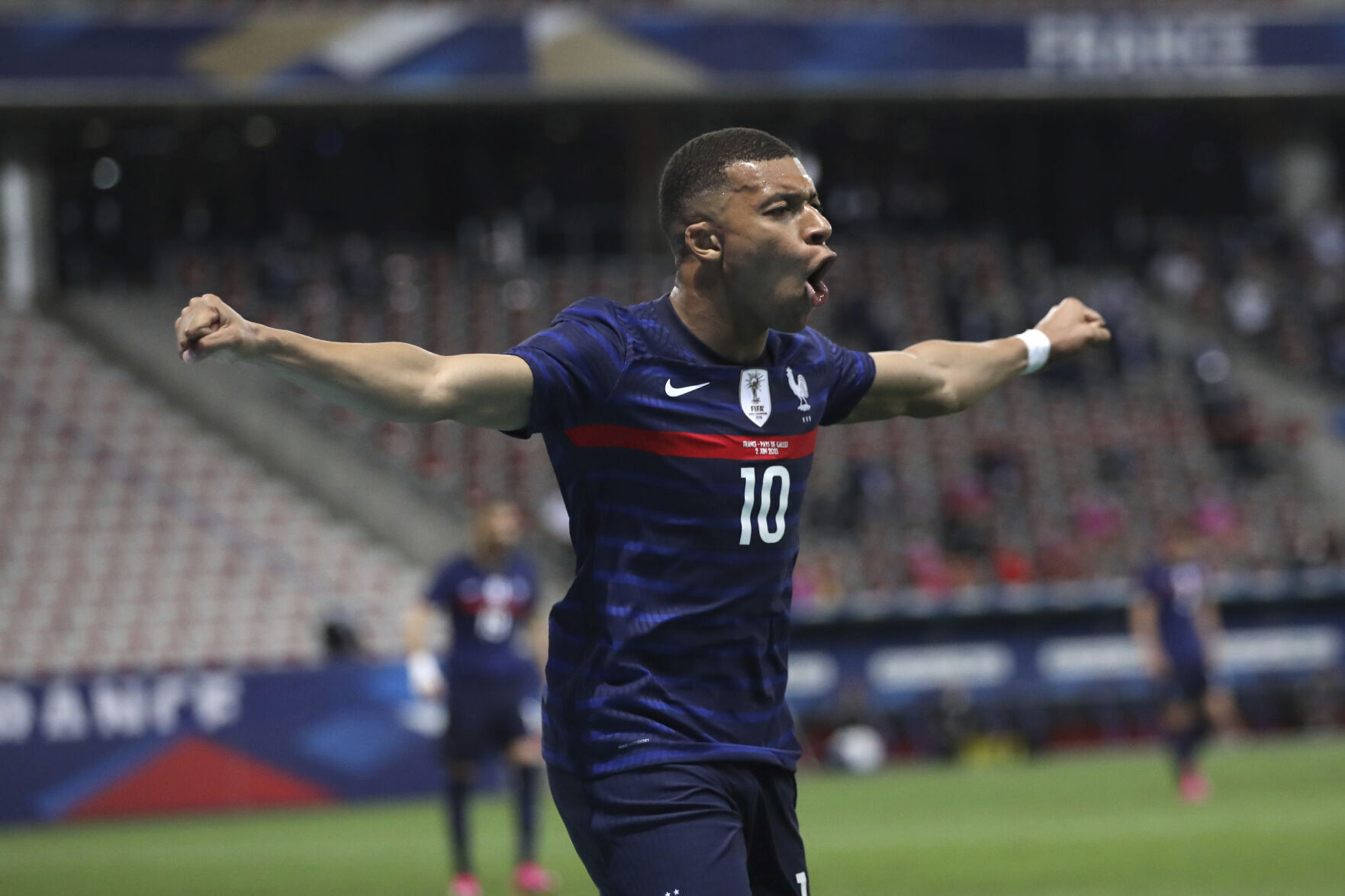 APTOPIX France Wales Soccer